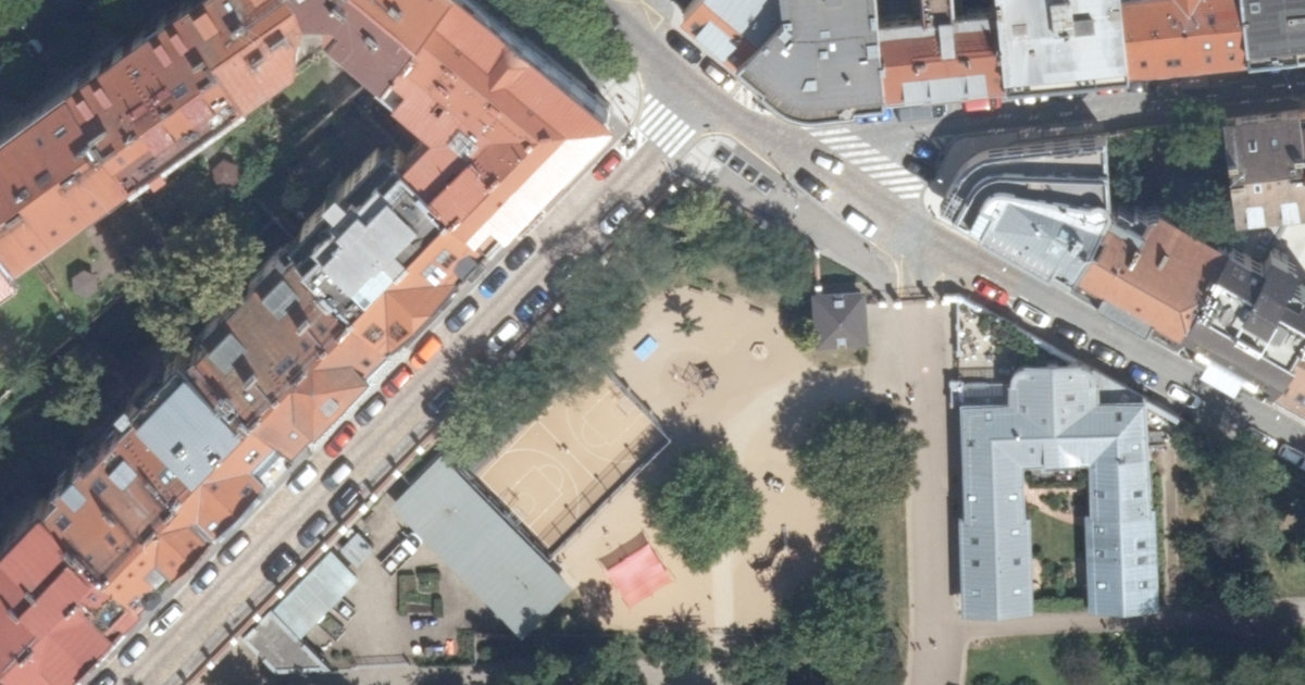 Letecký snímek – Pingpongový stůl Stolní tennis Grébovka, Praha