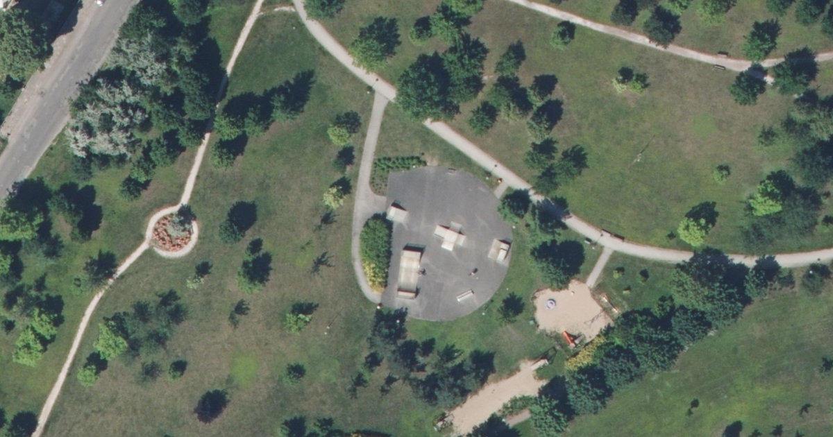 Letecký snímek – Skatepark Skatepark Dobrovice, Dobrovice