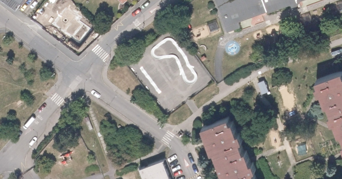 Letecký snímek – Pumptrack Pumptrack Modřany, Praha