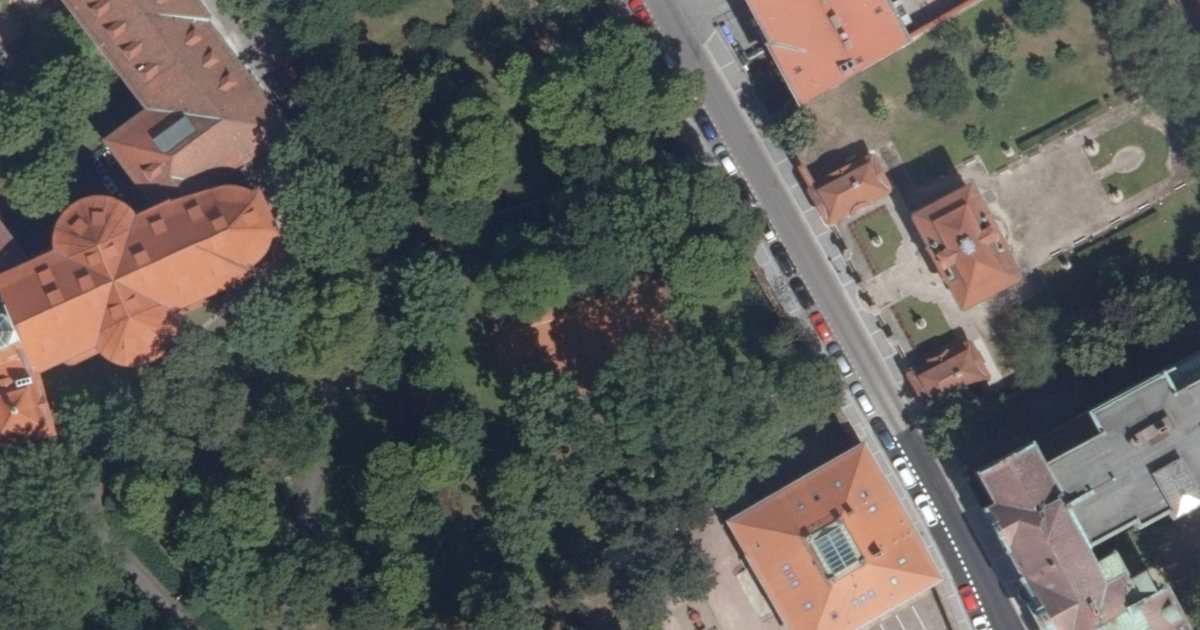 Letecký snímek – Tenisový kurt Kateřinská, Praha