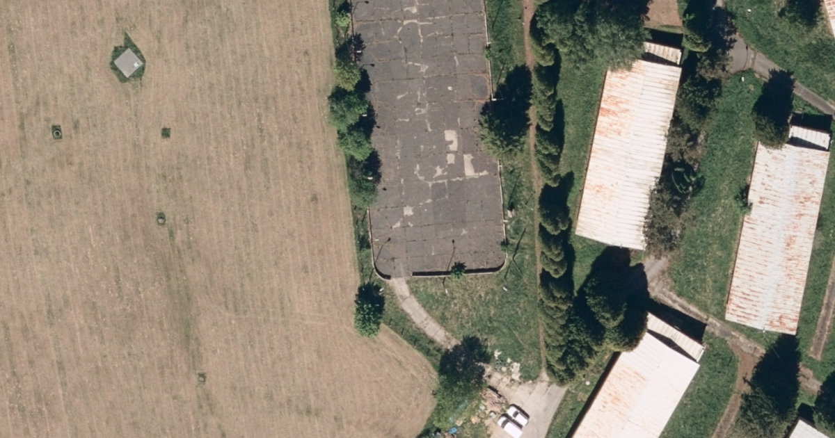 Letecký snímek – jine Areál bývalého učiliště, Vítkov