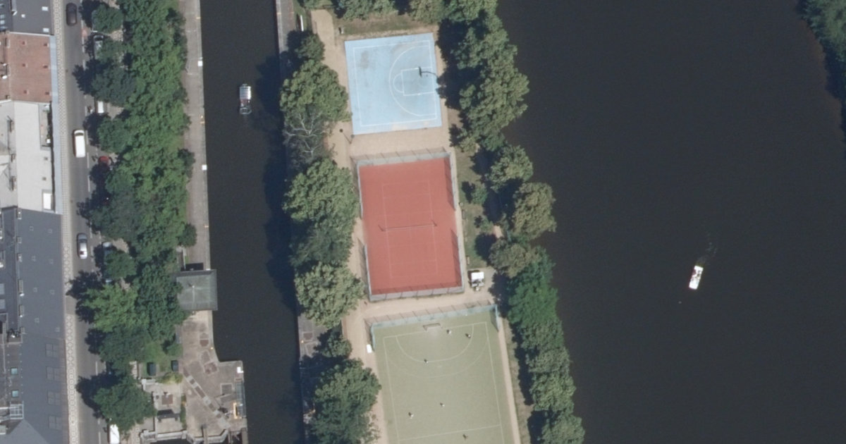 Letecký snímek – Tenisový kurt Tenis Dětský ostrov, Praha