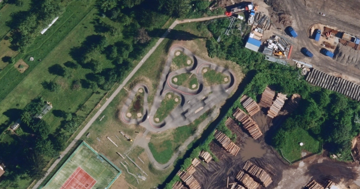 Letecký snímek – Pumptrack Pumptrack Tetčice, Tetčice